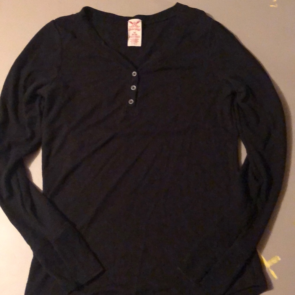 Black thermal shirt